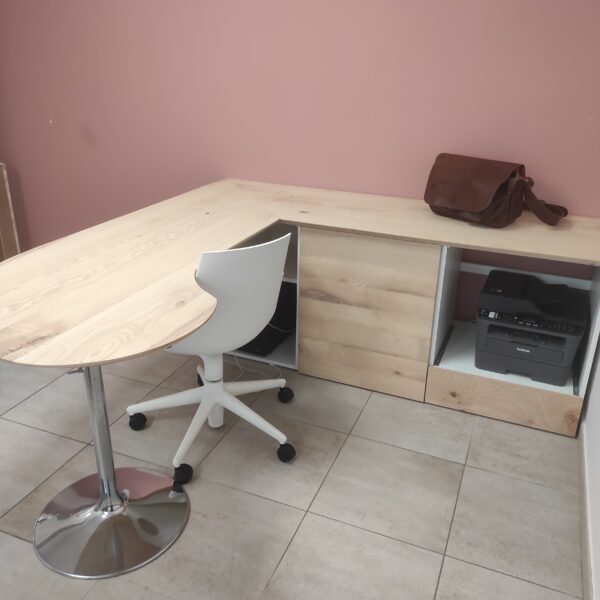 Bureau d'angle