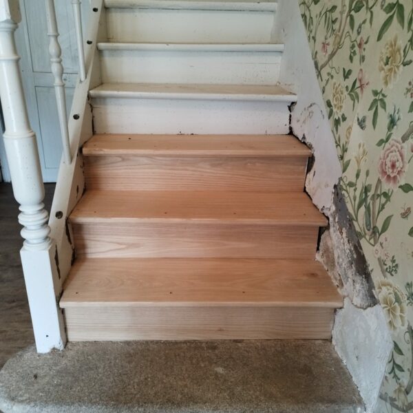 Restauration des marches d'escalier